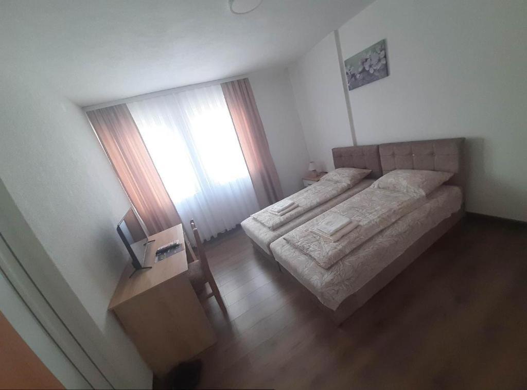 Apartmani Centar 谢尼察 外观 照片