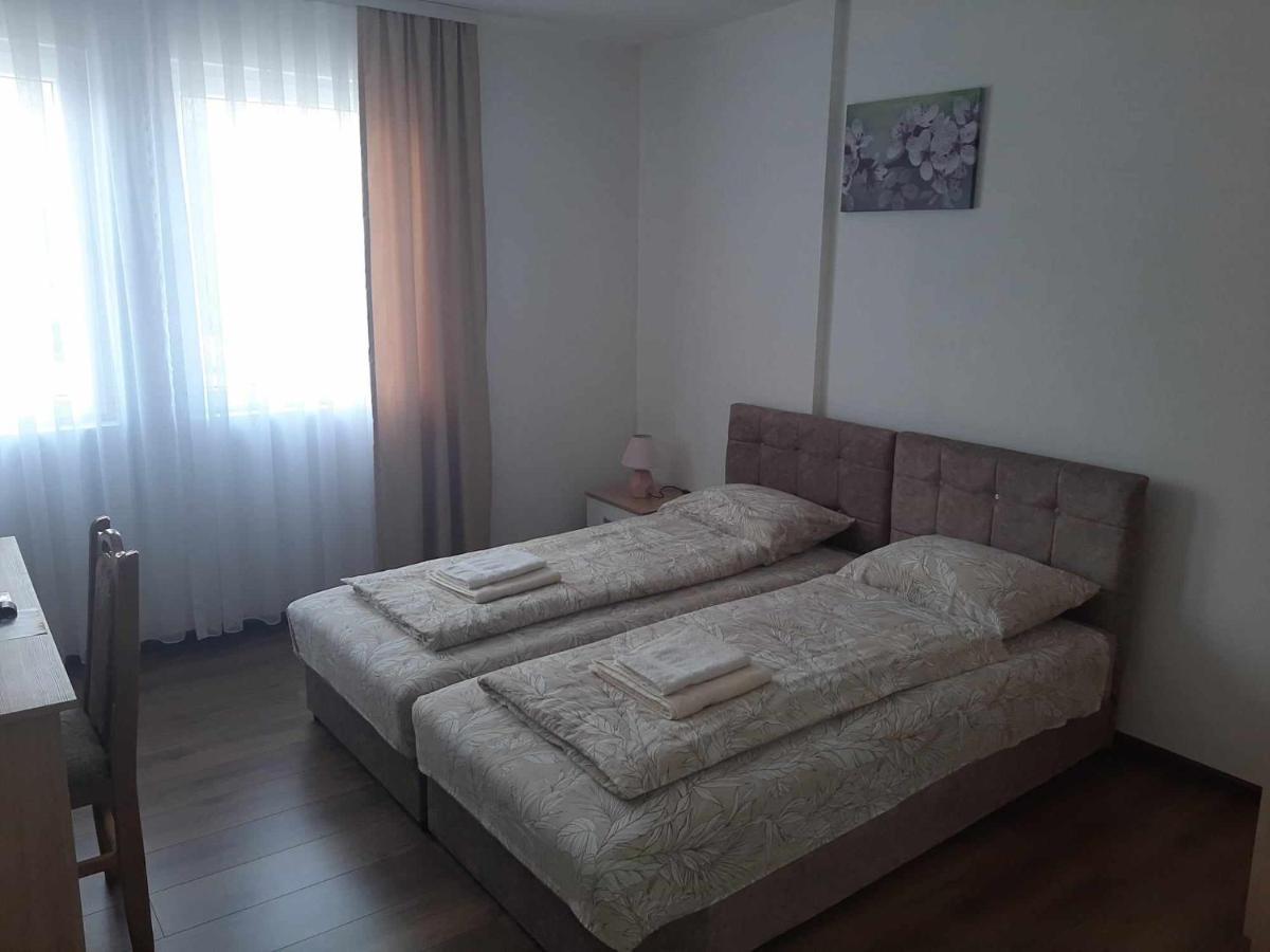 Apartmani Centar 谢尼察 外观 照片
