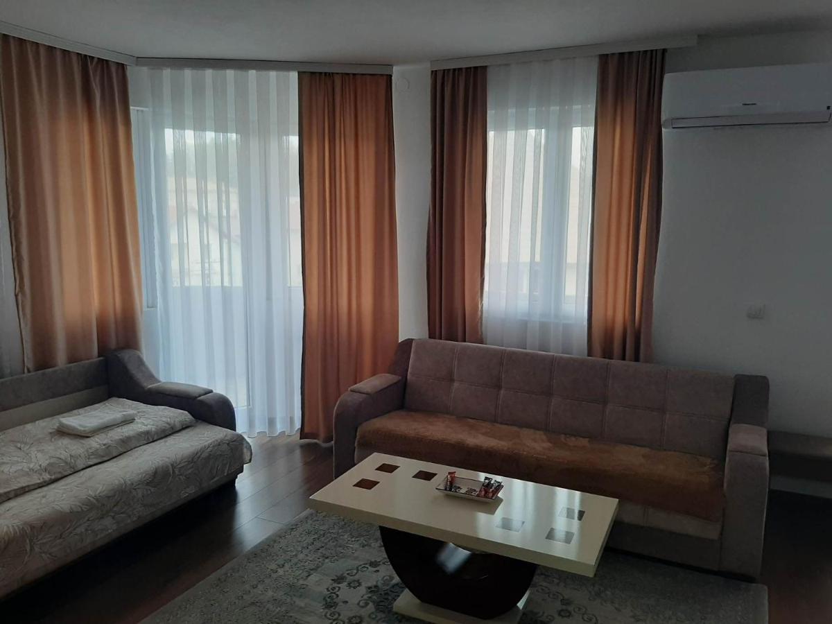Apartmani Centar 谢尼察 外观 照片