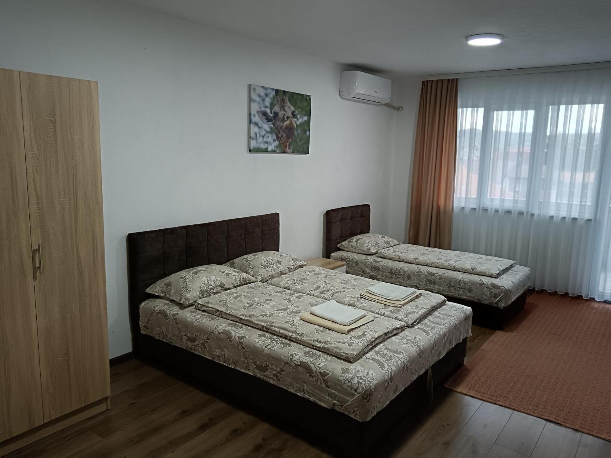 Apartmani Centar 谢尼察 外观 照片